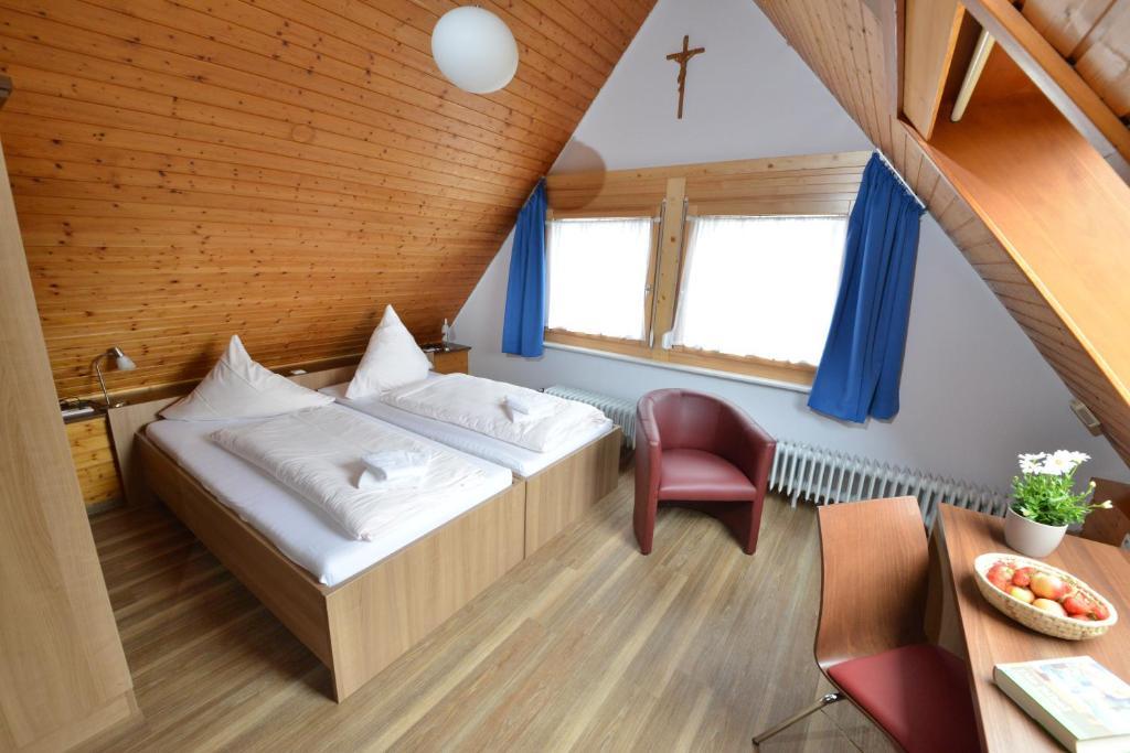 Don-Bosco-Haus Hostel Фридрихсхафен Екстериор снимка
